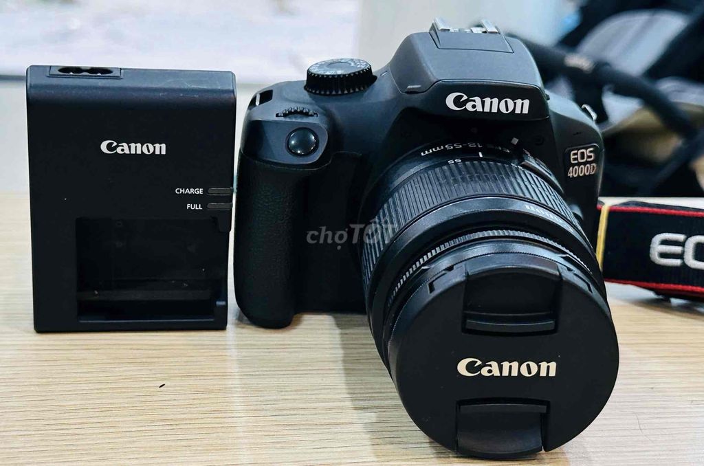 Bán rẻ Canon 4000D có tích hợp Wifi cực kì tiện