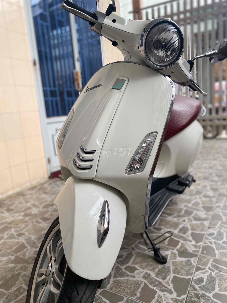 cần bán 1 xe vespa, sx năm 2018, 32,5 trieu. Mua bán Xe máy tại Quận Ninh Kiều Cần Thơ được đăng bởi Trần Hoàng Tuấn hình 2
