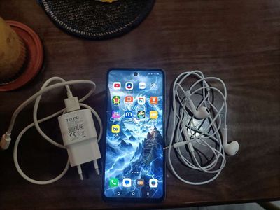 Tecno spark go 2024. Mua bán Điện thoại tại Quận Bình Tân Tp Hồ Chí Minh được đăng bởi Hàn Lễ Tín