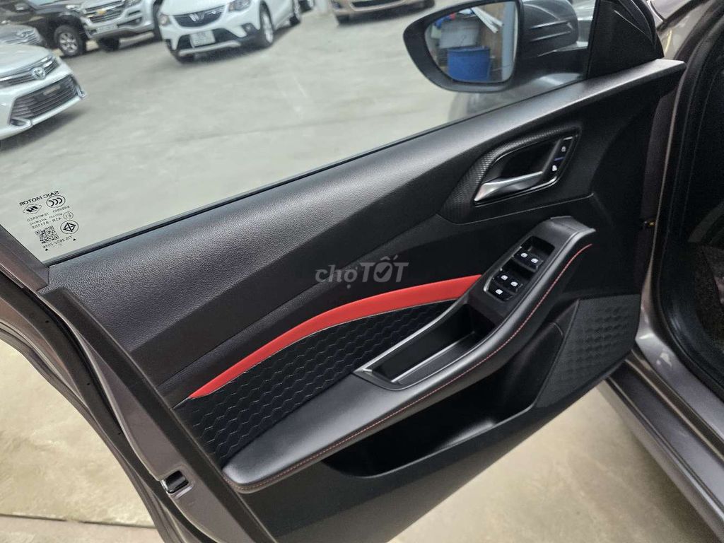 2022 Luxury - 39000 km siêu mới. Mua bán Ô tô tại Thành phố Dĩ An Bình Dương được đăng bởi Huy Luân Auto hình 14