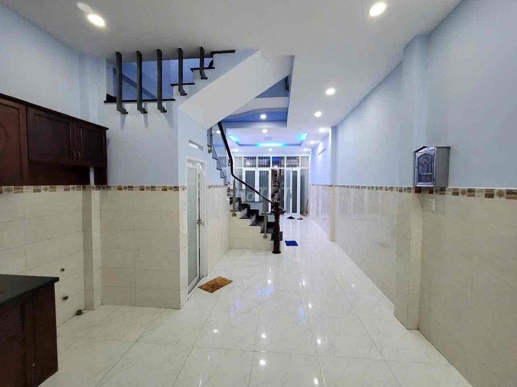 NHÀ 2 TẦNG (BTCT)LÝ THƯỜNG KIỆT-HẺM THÔNG THOÁNG
