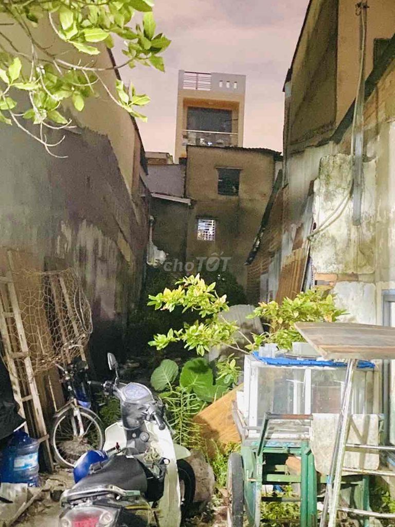 Siêu hiếm bán lô đất đẹp 45m2 - Hẻm 4m ngay chợ Bà Chiểu giáp Quận