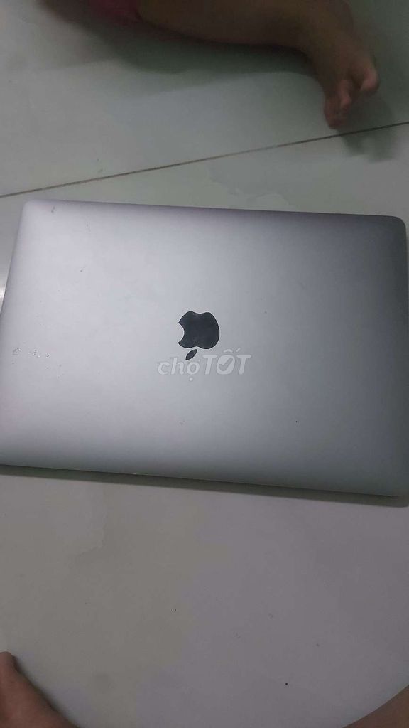 Apple MacBook Bạc Đã qua sử dụng. Mua bán Laptop tại Thành phố Thủ Đức Tp Hồ Chí Minh được đăng bởi Đào Tuyết hình 1