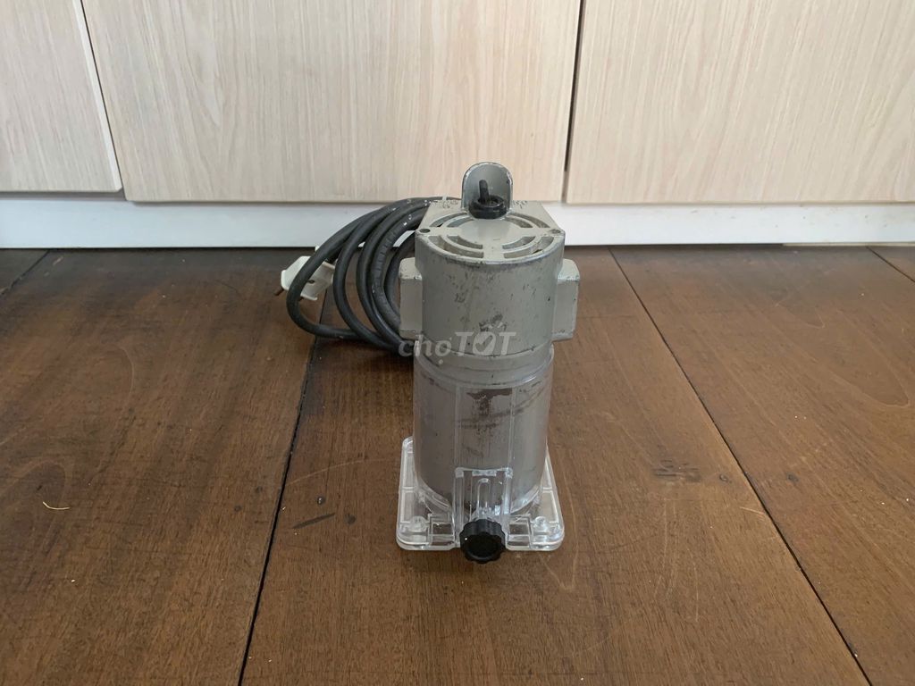 MÁY PHAY GỖ MAKITA - 220V - BH 1 THÁNG. Mua bán Đồ chuyên dụng, Giống nuôi trồng tại Quận Tân Bình Tp Hồ Chí Minh được đăng bởi Nguyễn Quang Trường hình 1