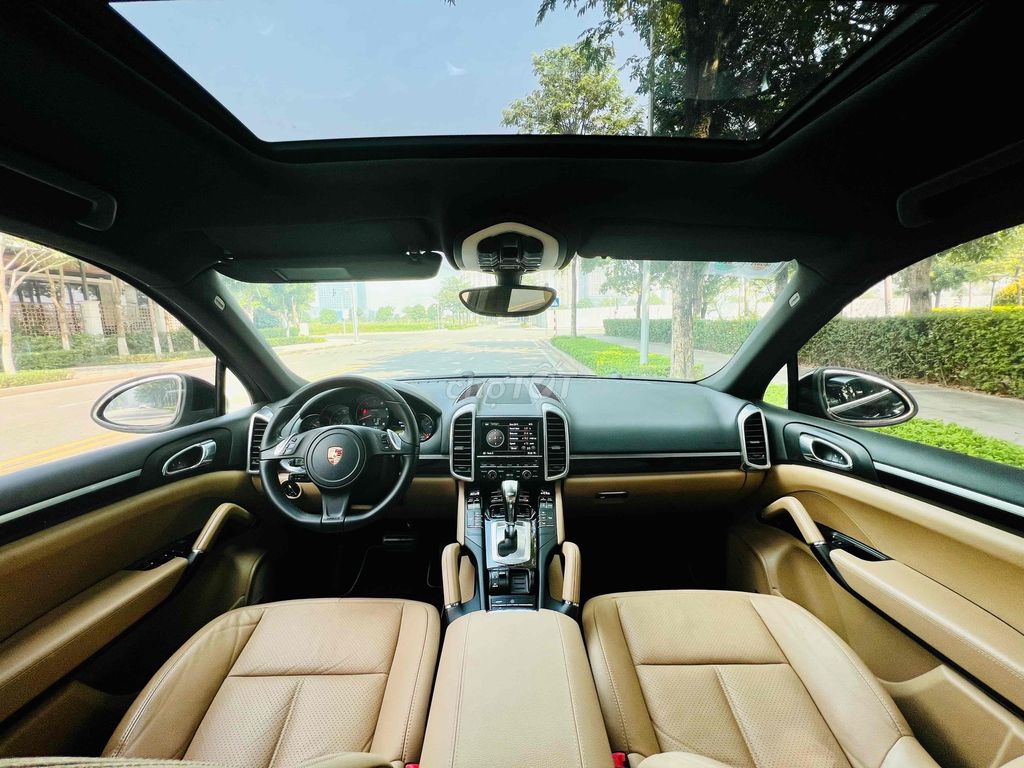 Porsche Cayenne sản xuất 2014 bản Platinum Edition