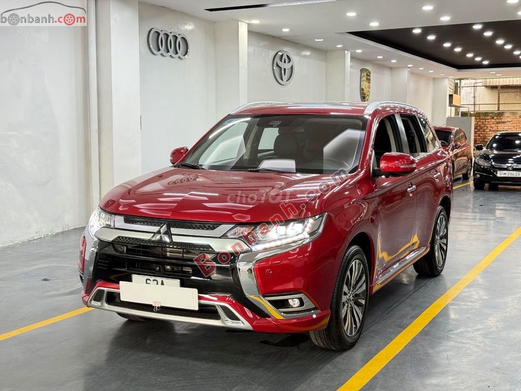 Mitsubishi Outlander Premium 2.0 CVT 2022 - 775Tr. Mua bán Ô tô tại Thành phố Thủ Đức Tp Hồ Chí Minh được đăng bởi Nguyễn Kiều Diễm  hình 2