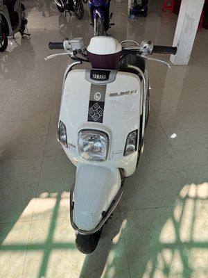 Bán xe Yamaha Cuxi màu trắng