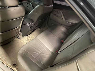 Toyota Camry màu Đen