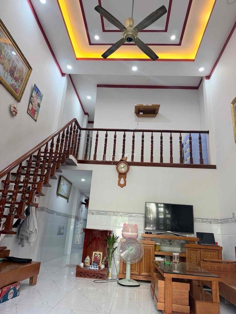 Nhà đẹp trệt lầu - chỉ 2.54tỉ, 50m2 - hẻm xe hơi. Lò Lu Q9