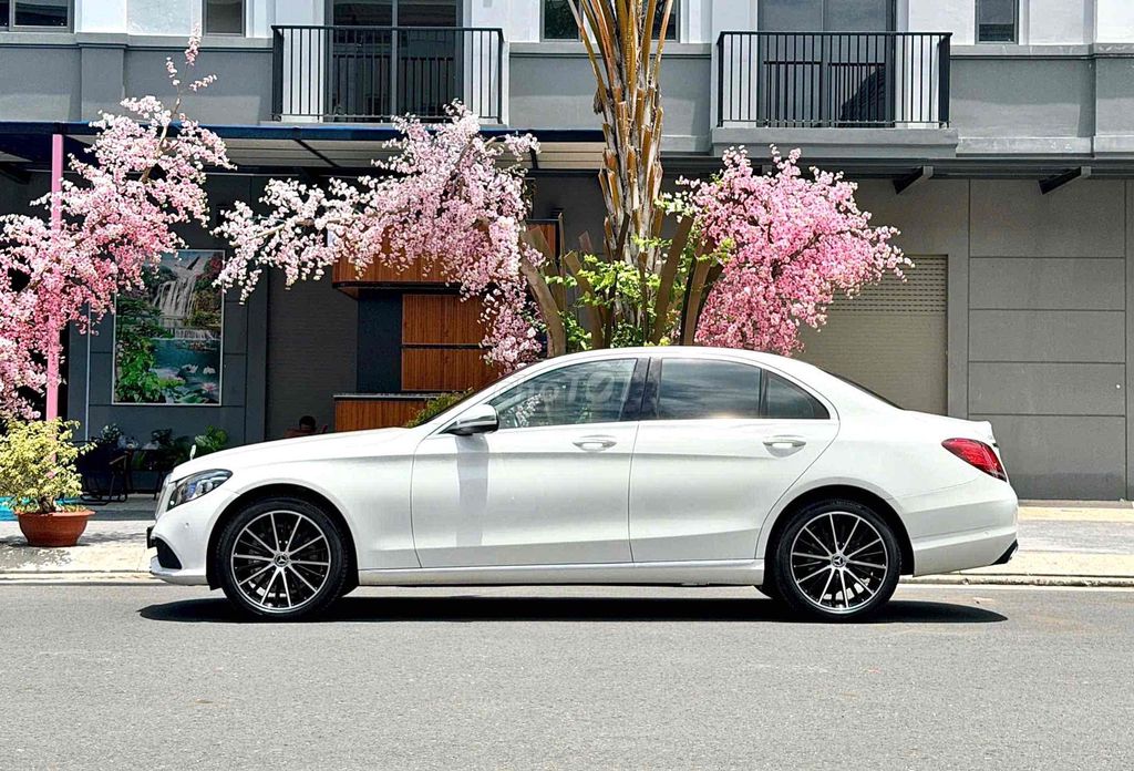 Mercedes Benz C200 Executive 2021