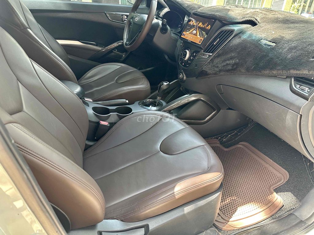 Hyundai Veloster 2011 1.6 GDI AT - 85000 km. Mua bán Ô tô tại Thành phố Biên Hòa Đồng Nai được đăng bởi Luxury AUTO  hình 4