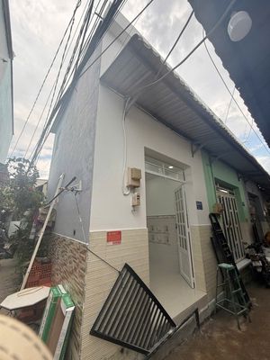 Nhà phố 24 m² · 3 PN · Đường Phạm Thế Hiển