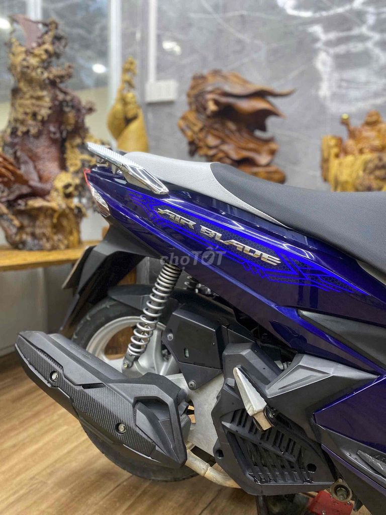 👉Airblade 2018 chính chủ bstp khoá smartkey. Mua bán Xe máy tại Quận 7 Tp Hồ Chí Minh được đăng bởi Xe Cũ Hiếu CT hình 9