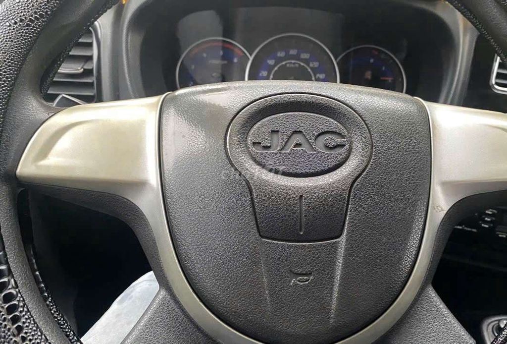 Bán gấp Jac 1.4 tấn đời 2019 thùng bạt 3m2. Mua bán Xe tải, xe ben tại Thành phố Thuận An Bình Dương được đăng bởi Xe tải Bình Dương hình 4