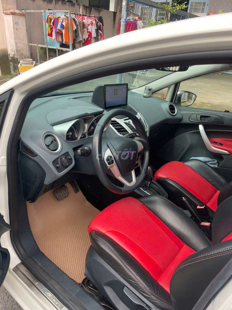 2012 1.6 AT Hatchback - 28000 km. Mua bán Ô tô tại Huyện Hóc Môn Tp Hồ Chí Minh được đăng bởi Nguyễn Thị Mỹ Linh hình 6