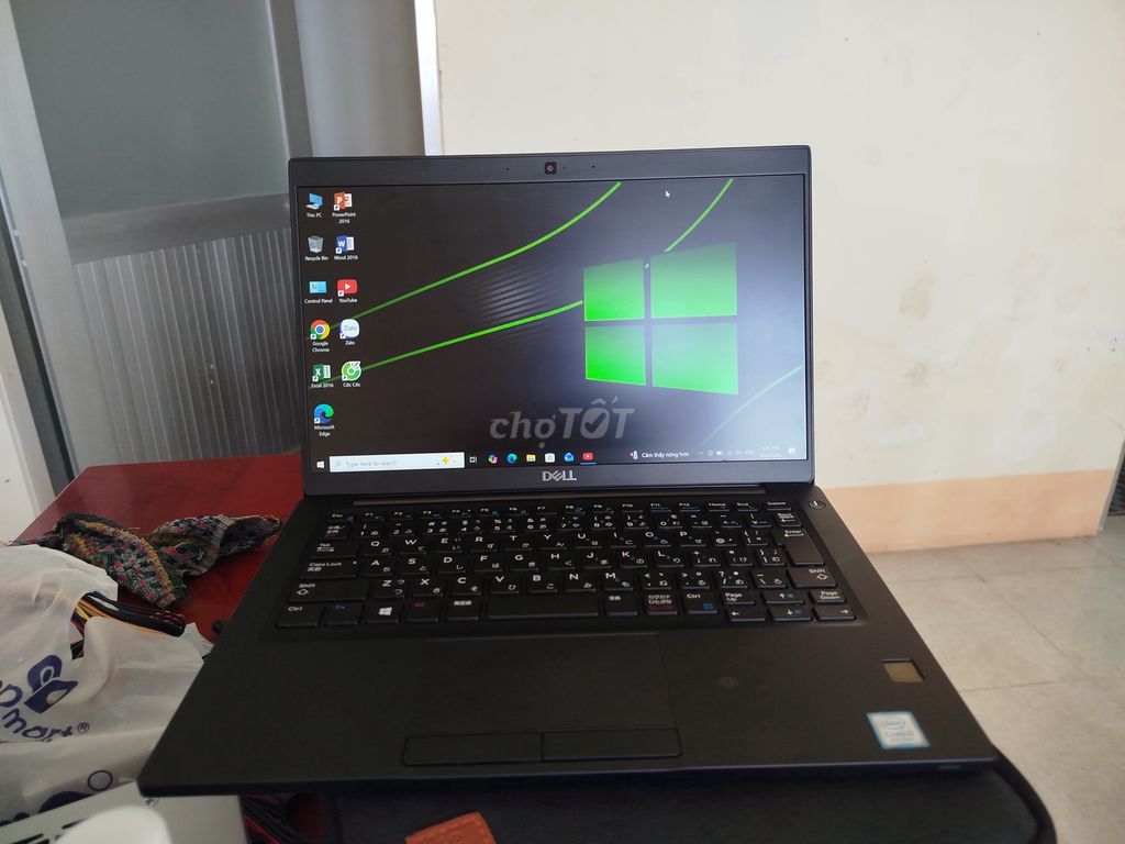 Dell Inspiron 7390 i5 gen 8 8GB/256GB Đen. Mua bán Laptop tại Huyện Tháp Mười Đồng Tháp được đăng bởi Nguyễn Trung Hiếu hình 1