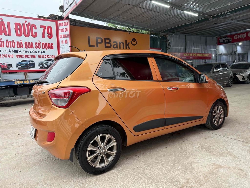 Hyundai Grand i10 2014 AT 1.2 hatchback 110000 km. Mua bán Ô tô tại Huyện Hoài Đức Hà Nội được đăng bởi Tran Tuan hình 3