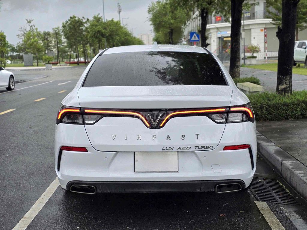 VinFast Lux A2.0 PLUS 2022 - 20000 km. Mua bán Ô tô tại Quận Thanh Xuân Hà Nội được đăng bởi Cường Auto 266 hình 2
