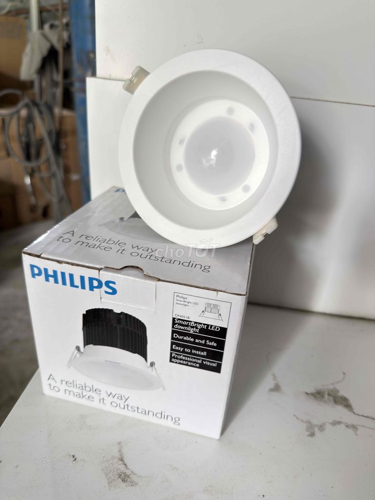 Đèn downlight Philips âm trần 105mm Trắng. Mua bán Đèn tại Huyện Nhà Bè Tp Hồ Chí Minh được đăng bởi Tat Ads hình 1