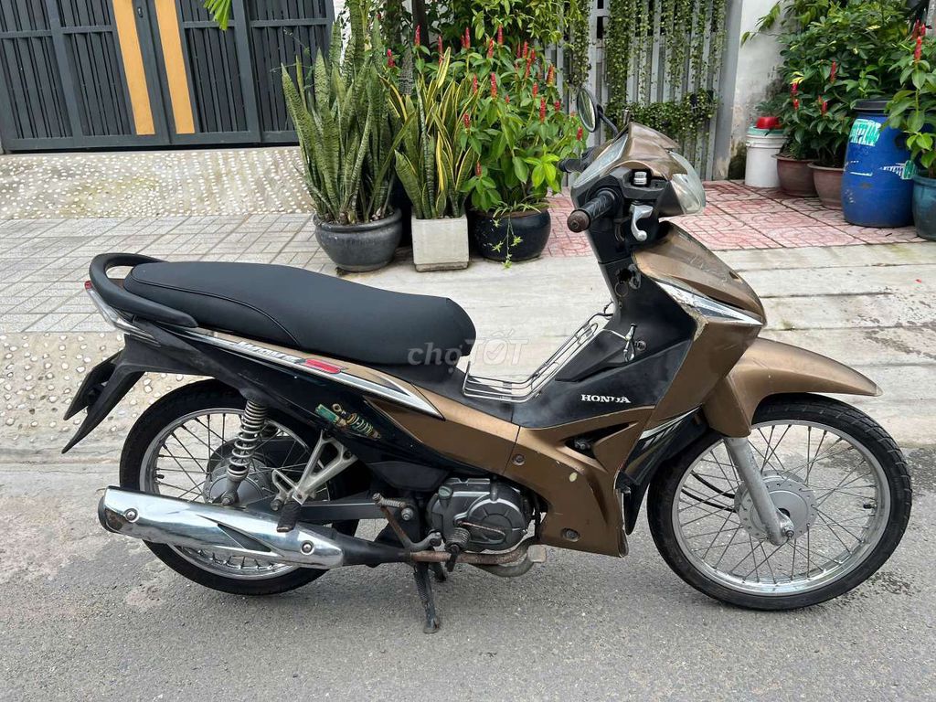 Honda Wave 2013 Коричневый, механическая КПП