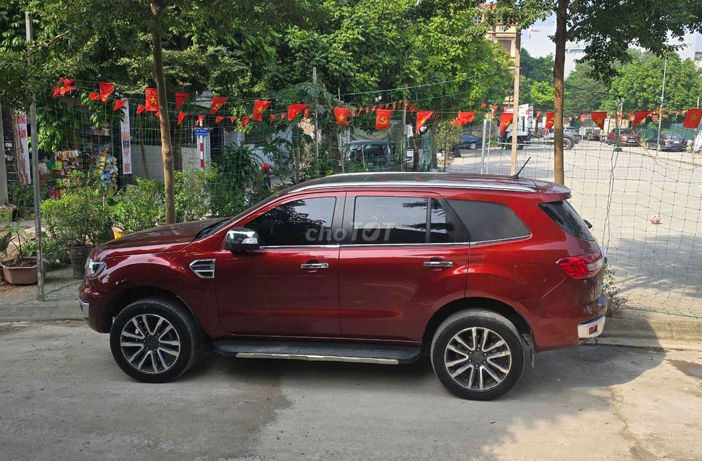 Ford Everest 2020 2.0 Bi-Turbo Titanium hai cầu. Mua bán Ô tô tại Quận Long Biên Hà Nội được đăng bởi Thành Huỳnh xuân hình 10