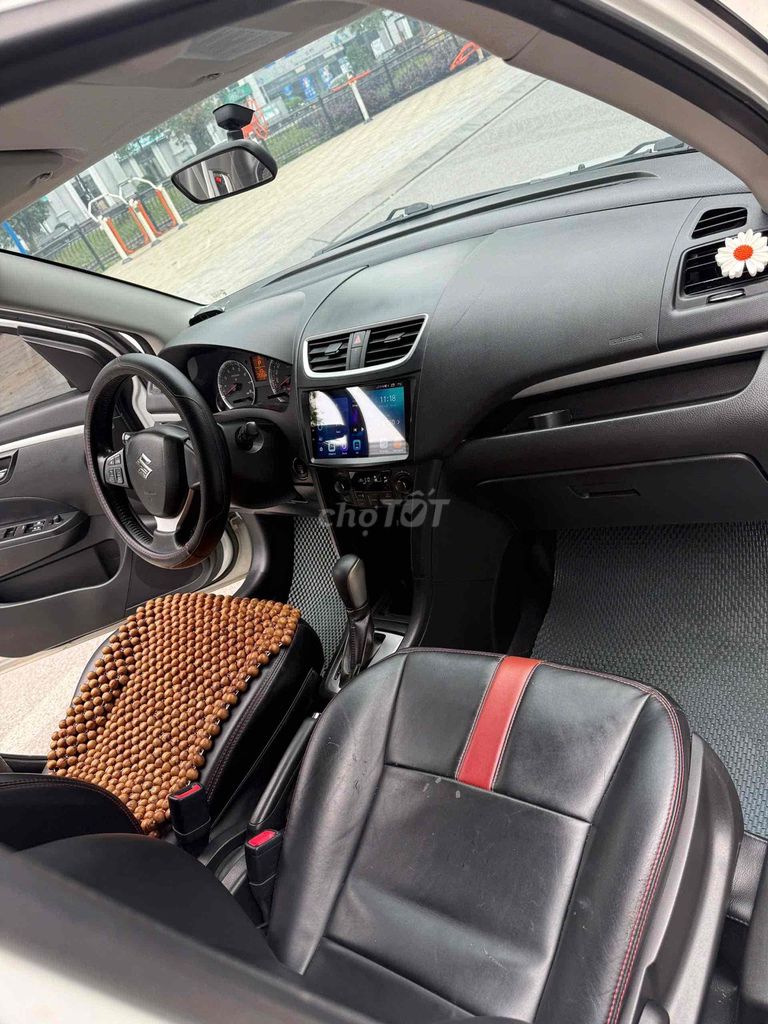 Suzuki Swift 2015 1.4 AT. Mua bán Ô tô tại Quận Bắc Từ Liêm Hà Nội được đăng bởi phan minh khoi hình 4