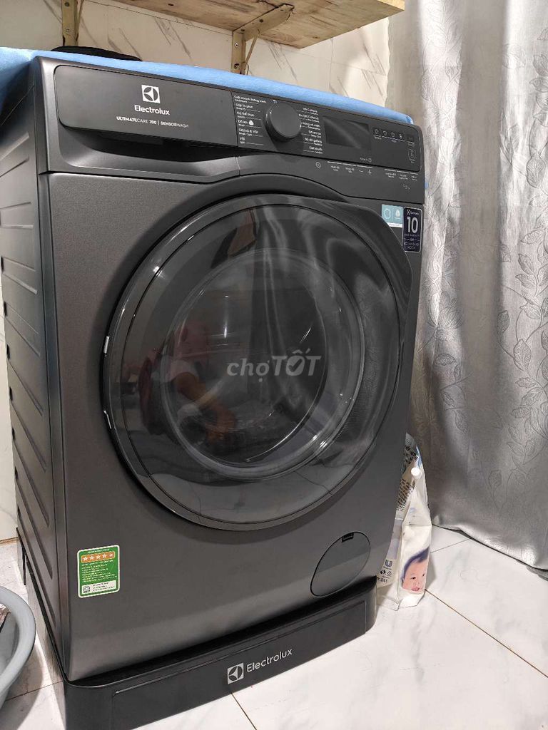 Máy giặt Electrolux UltimateCare 700 10kg Xám. Mua bán Máy giặt tại Quận 8 Tp Hồ Chí Minh được đăng bởi nguyen vy hình 1