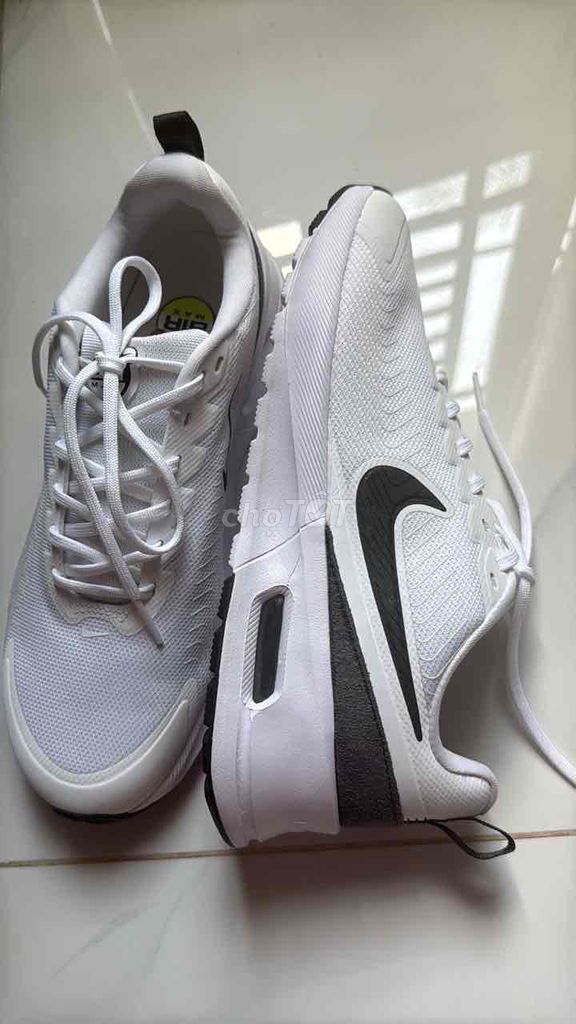 Giày thể thao Nike Unisex 40.5 Đã sử dụng. Mua bán Giày dép tại Huyện Nhà Bè Tp Hồ Chí Minh được đăng bởi Hương hằng hình 1