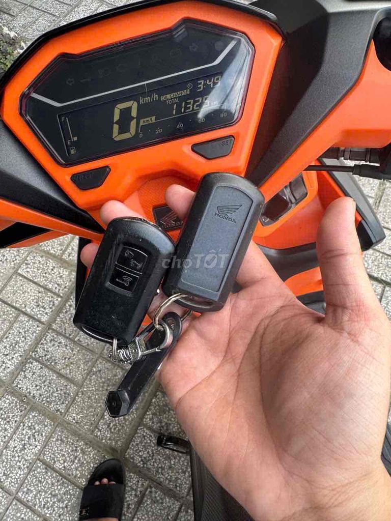 Honda Vario 150 2021 Đen cam máy zin. Mua bán Xe máy tại Thành phố Long Xuyên An Giang được đăng bởi Hoàng Thiện Khang    Khang 67 hình 4