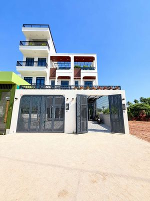 Townhouse 100 m² · 3 bed · Đường Hà Huy Giáp