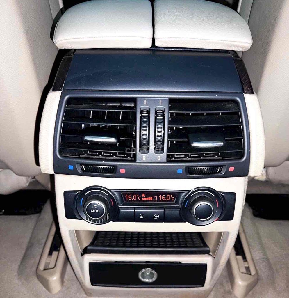 BMW X5 E70 Model 2010 Trắng/kem 98.000km. Mua bán Ô tô tại Quận 7 Tp Hồ Chí Minh được đăng bởi Lê Văn Út hình 17
