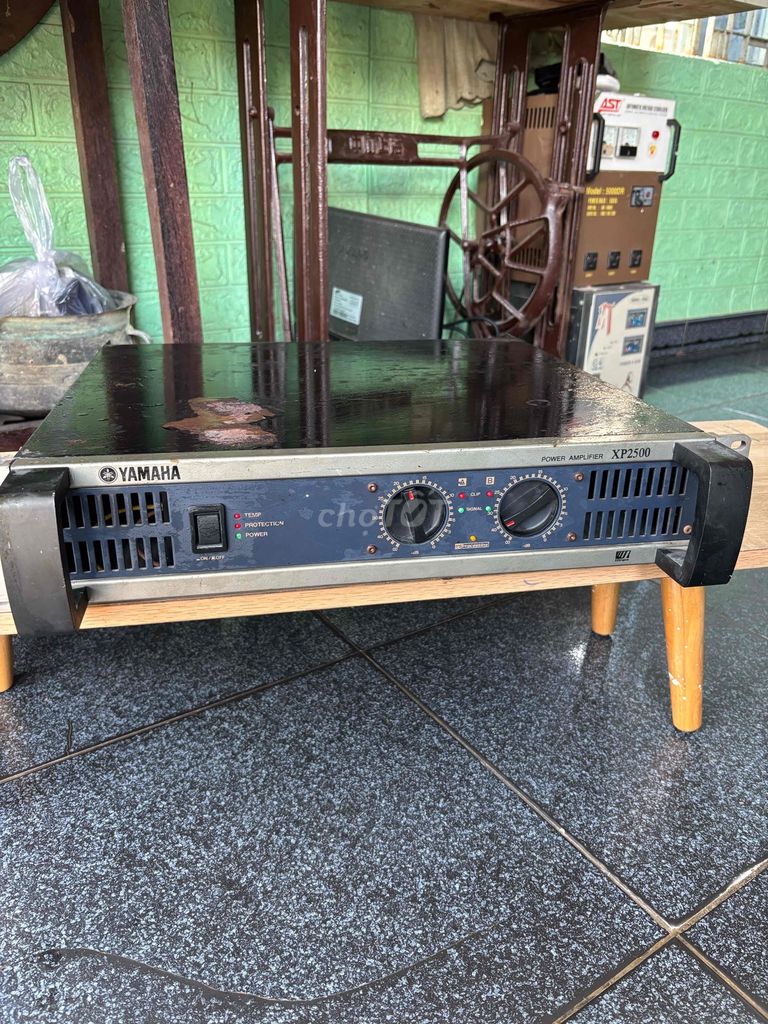 Đẩy công suất Yamaha XP2500 Đen. Mua bán Tivi, Âm thanh tại Quận Liên Chiểu Đà Nẵng được đăng bởi Thùy Linh hình 1