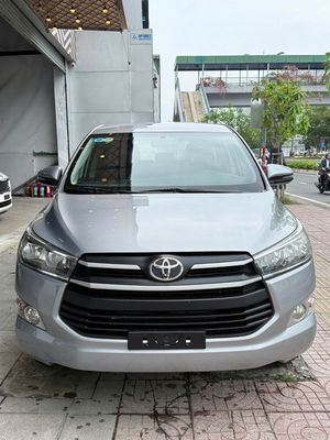 Toyota Innova 2.0E 2019 Bạc