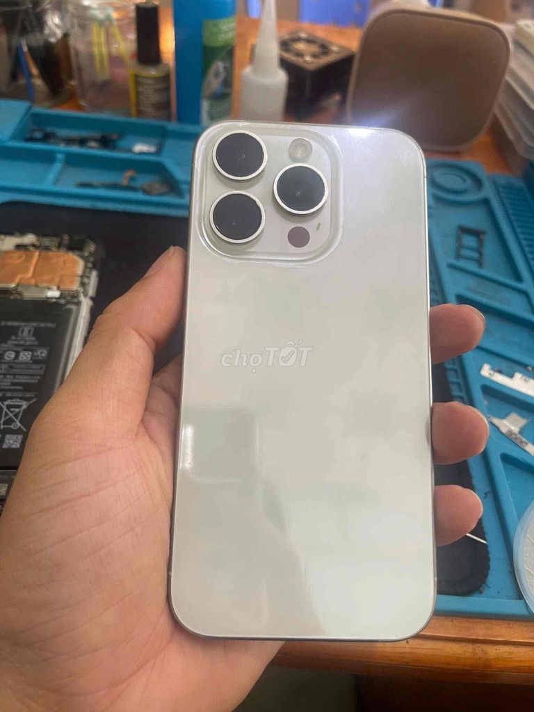 Apple iPhone 15 Pro 128GB VN Nguyên zin. Mua bán Điện thoại tại Huyện Lấp Vò Đồng Tháp được đăng bởi SV hình 1