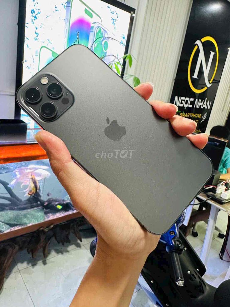 Apple iPhone 12 Pro Max 128GB Xám zin áp đẹp99%. Mua bán Điện thoại tại Thành phố Biên Hòa Đồng Nai được đăng bởi Oanh Hoang hình 1