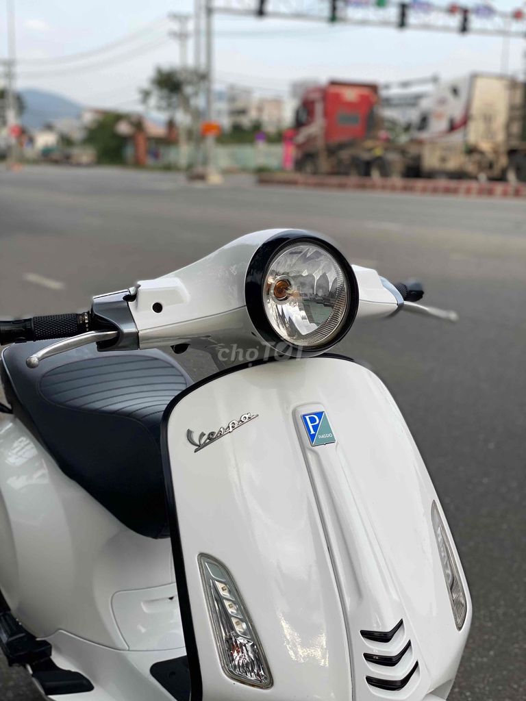 Piaggio Vespa Primavera 2014 Trắng. Mua bán Xe máy tại Quận Sơn Trà Đà Nẵng được đăng bởi khánh duy bán xe trả góp hình 3