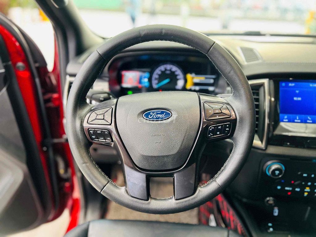 EVEREST TITANIUM 2021 CỰC ĐẸP. Mua bán Ô tô tại Thành phố Thủ Đức Tp Hồ Chí Minh được đăng bởi Mr An hình 11