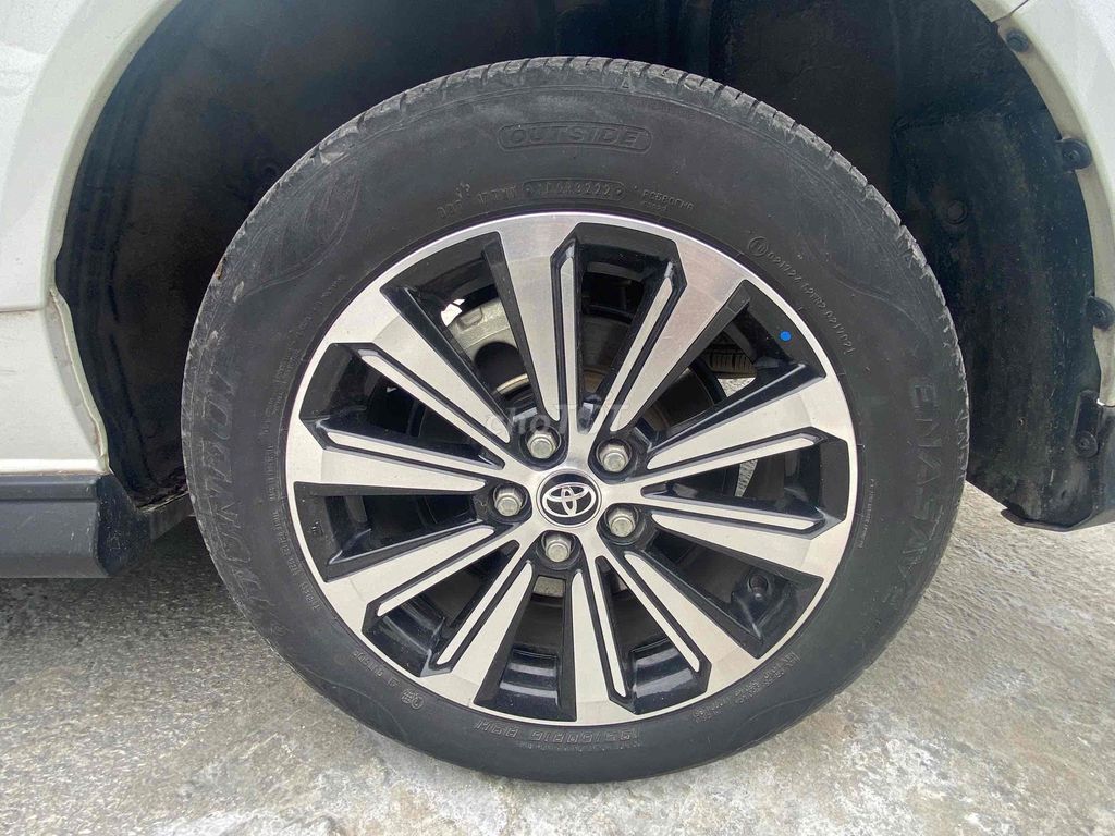 Toyota Veloz Cross 2022 - 520000 km. Mua bán Ô tô tại Huyện Thanh Trì Hà Nội được đăng bởi NHẬT DOANH AUTO  hình 8