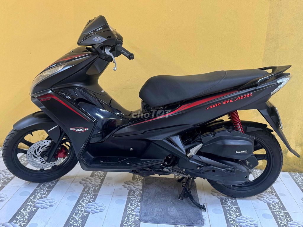 AB 125 đời 2015 đen mù mới keng 43D1-454.39. Mua bán Xe máy tại Quận Sơn Trà Đà Nẵng được đăng bởi Minh Dũng bán trả góp 136 vân đồn  hình 6