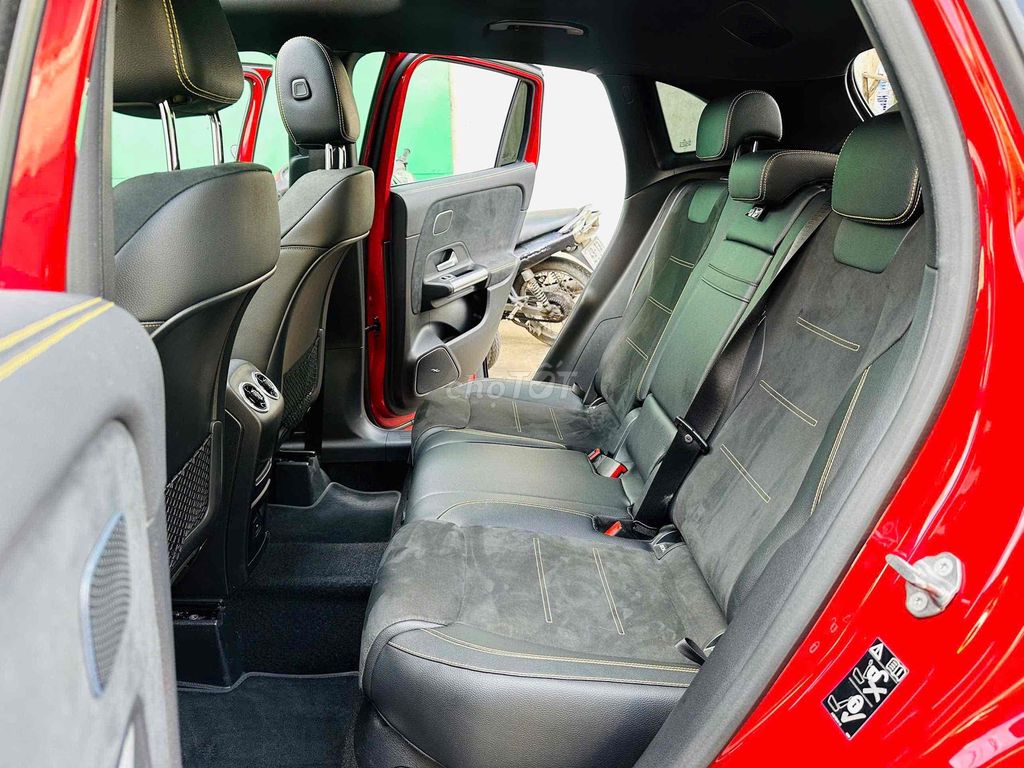 Mercedes Benz GLA 45 S 4MATIC+ Model 2023. Mua bán Ô tô tại Quận 8 Tp Hồ Chí Minh được đăng bởi Hồng Phúc hình 5