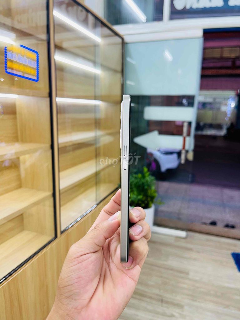 OPPO Reno 8 5G Vàng. Mua bán Điện thoại tại Quận Thanh Khê Đà Nẵng được đăng bởi Hoàng Tú MB hình 3