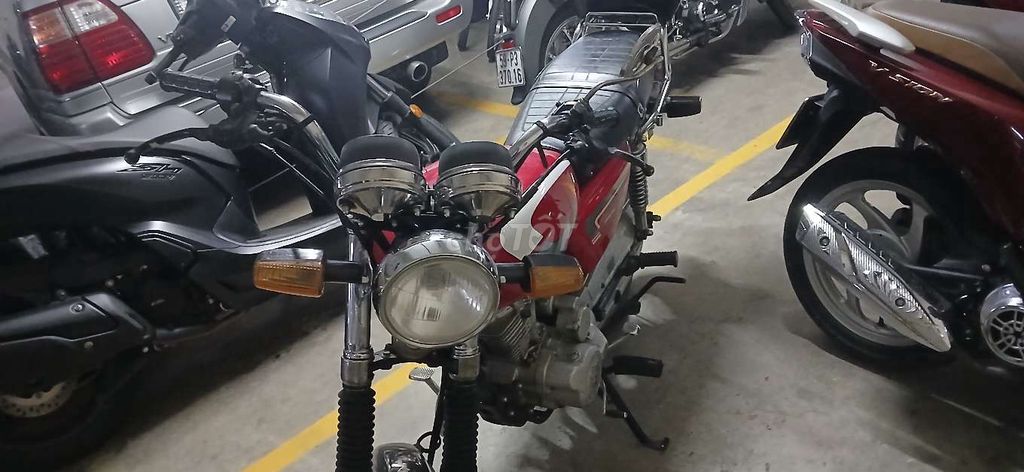 Xe mô tô SYM Wolf 125 năm 2010 màu đỏ rin 90%. Mua bán Xe máy tại Quận 5 Tp Hồ Chí Minh được đăng bởi Nguyễn Văn Bé hình 3