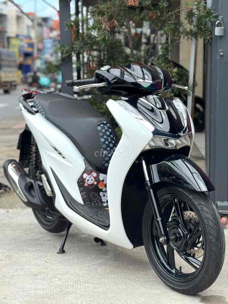 Honda SH 125i Sporty 2022 с ПТС