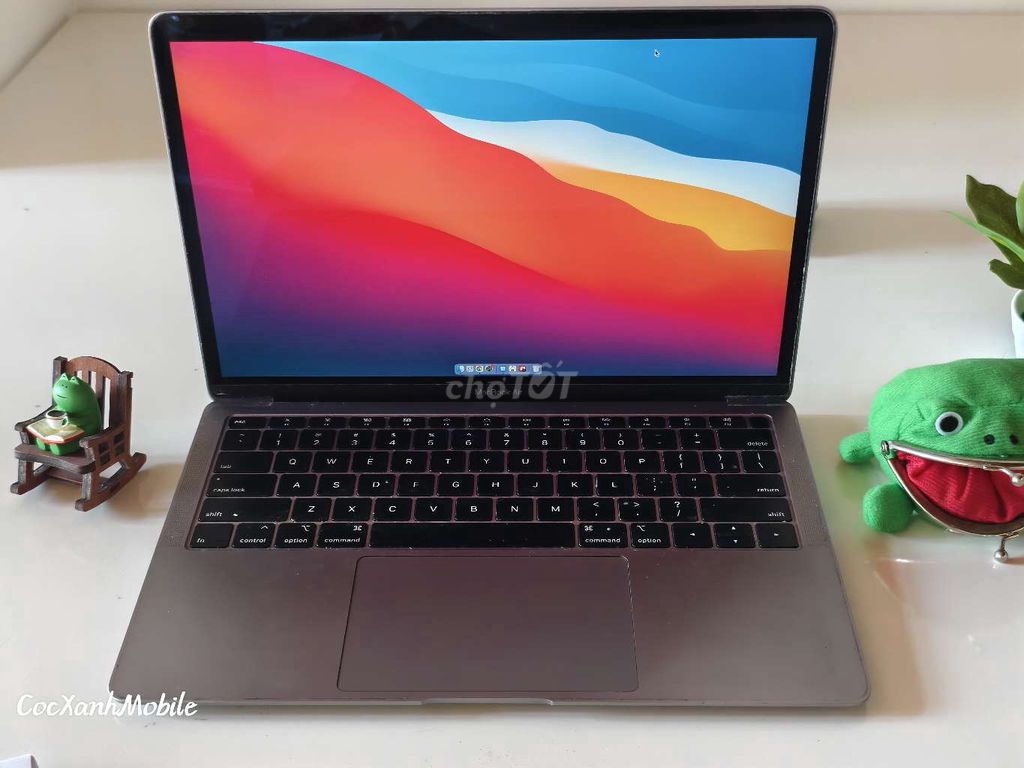 Apple MacBook Air 2018 Xám. Mua bán Laptop tại Quận Liên Chiểu Đà Nẵng được đăng bởi Minh Hiệp CócXanhMobile hình 1
