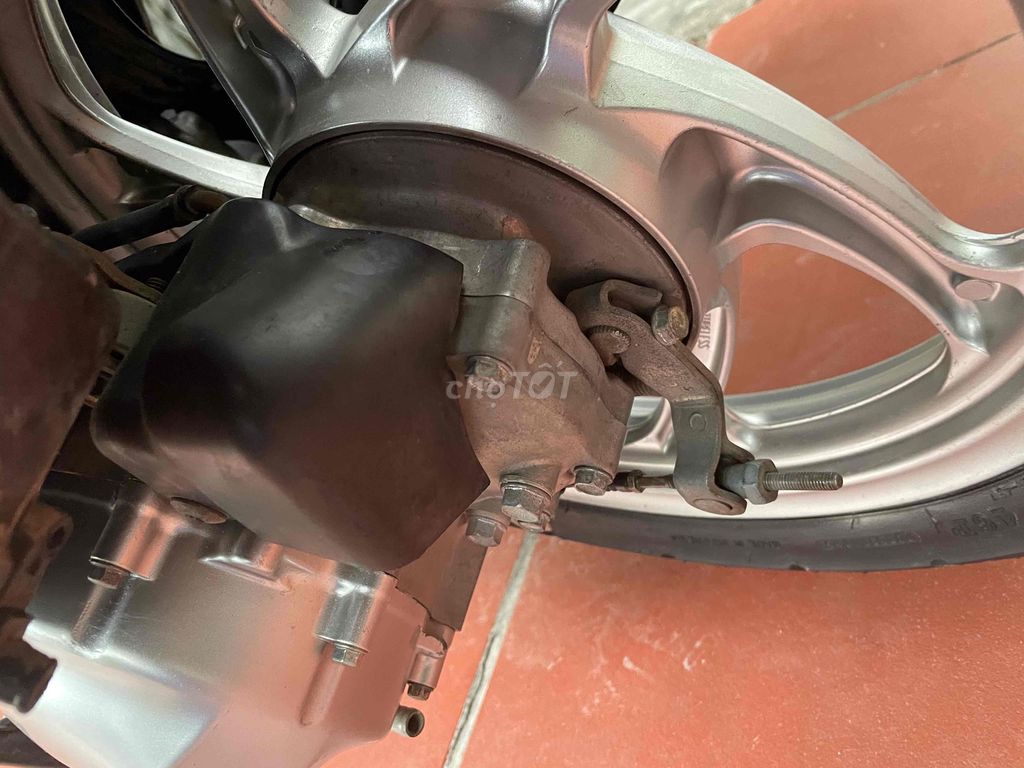 Bán xe vision 2016 máy zin sơn zin chính chủ. Mua bán Xe máy tại Huyện Thanh Trì Hà Nội được đăng bởi Phạm Khoa hình 7