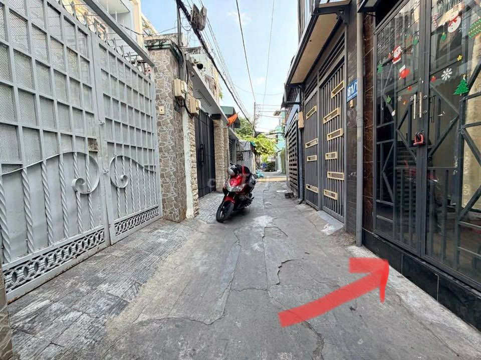 Bán nhà 1 trệt 1 lầu hẻm oto ngay cổng chợ Bà Chiểu TP HCM - ảnh 3