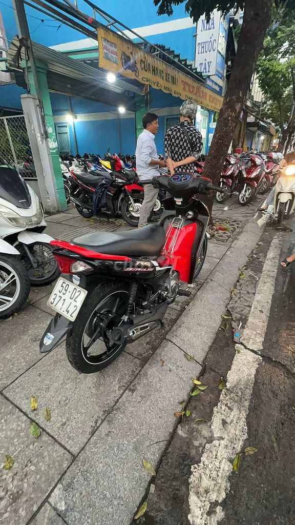 Yamaha Sirius RC Fi 2018 mới 90% Bstp chính chủ. Mua bán Xe máy tại Quận Tân Phú Tp Hồ Chí Minh được đăng bởi Tuanduy hình 5