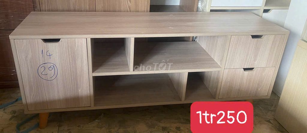 Kệ tủ TIVI  Nhiều màu Mới. Mua bán Tủ, kệ gia đình tại Quận 8 Tp Hồ Chí Minh được đăng bởi XƯỞNG MỘC PHẠM HÙNG hình 1