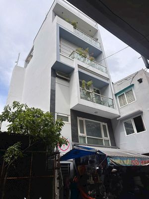 NHÀ MẶT TIÊN Q3, 64M2, GIÁ 6TY9, SHR