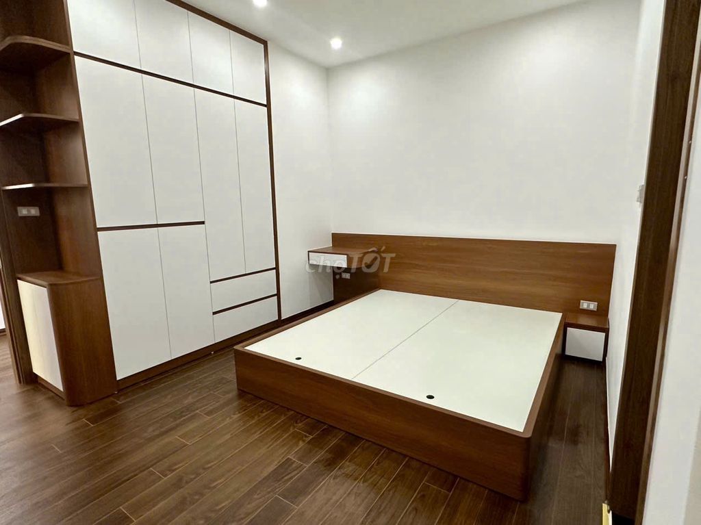 Владелец продал квартиру N09B1 Thanh Thai площадью 89 м2.